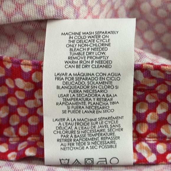 CAbi Pink and Red Dot Print Picnic Shorts Style 5121 Size 4 - Picture 9 of 9